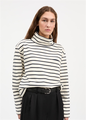 Nessa t-neck bluse Ecru/Navy Skall Studio 